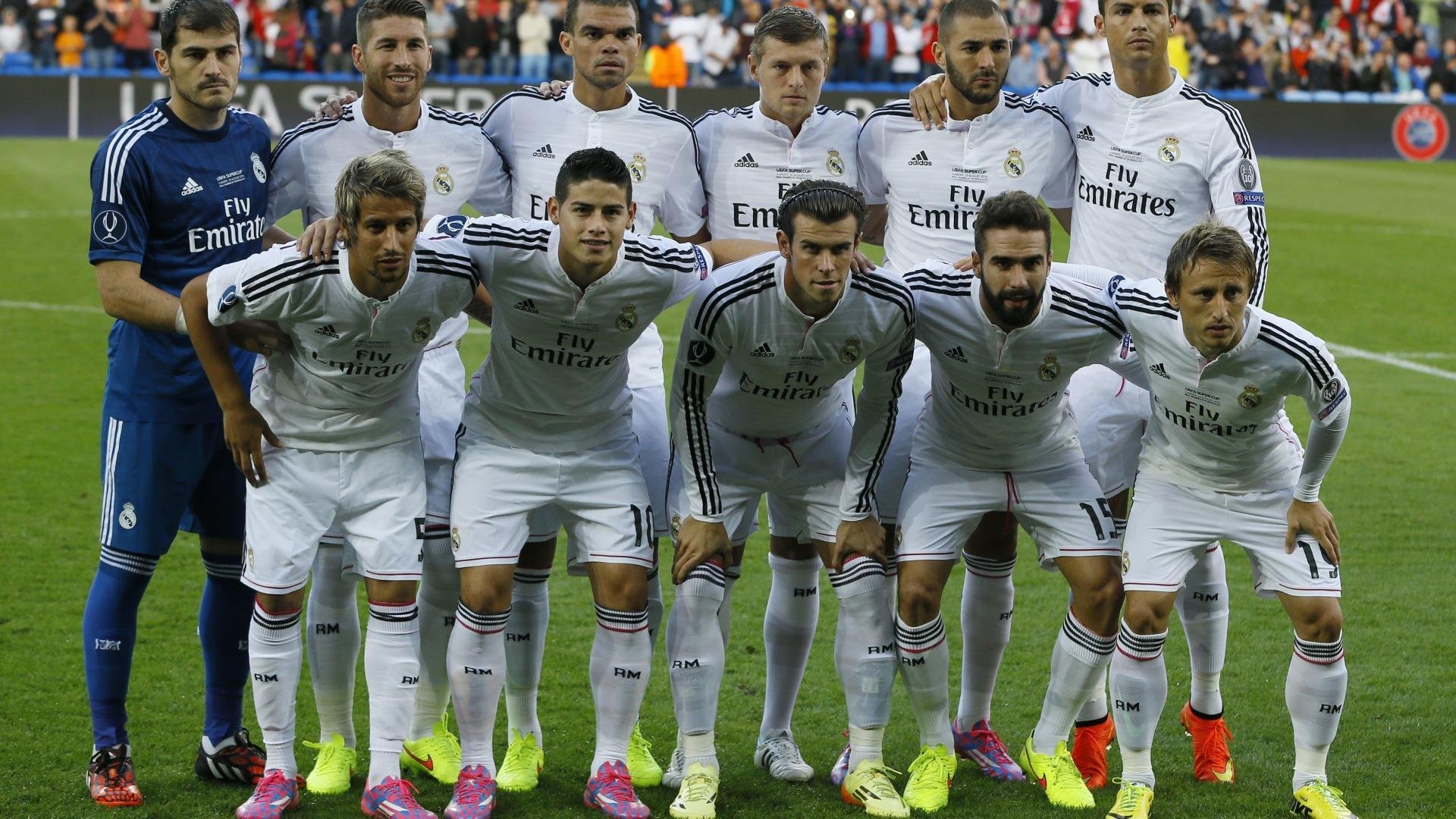 东契奇29+11+10:送约基奇式妙传被犯规后随手一扔超远命中,约契奇和东契奇合照