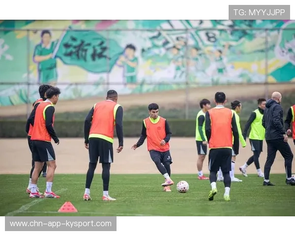 职业俱乐部是否推动球员自我品牌体系建设计划，职业俱乐部足球